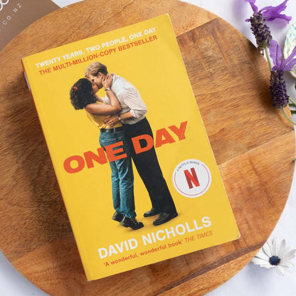 One Day - David Nicholls | Pre-loved, Second-Hand Book